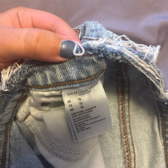 Distressed American Eagle denim shorts - Picture 6 of 6